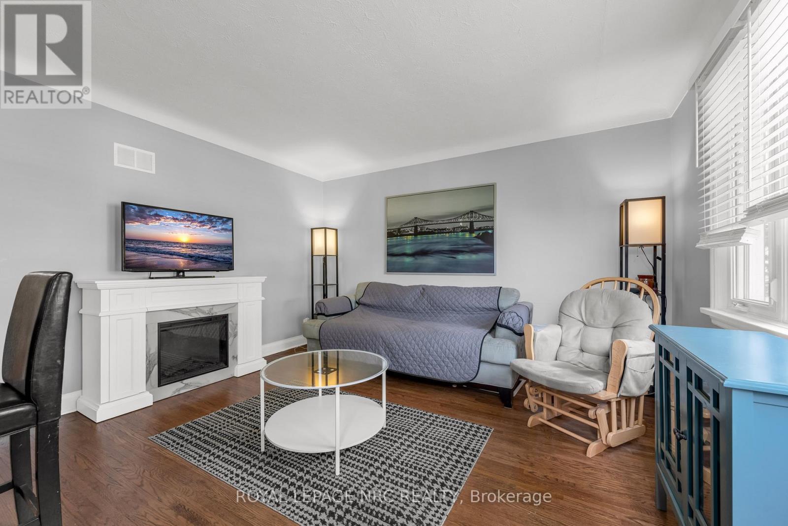 41 Perth Street, St. Catharines, Ontario  L2P 3C8 - Photo 8 - X12215908