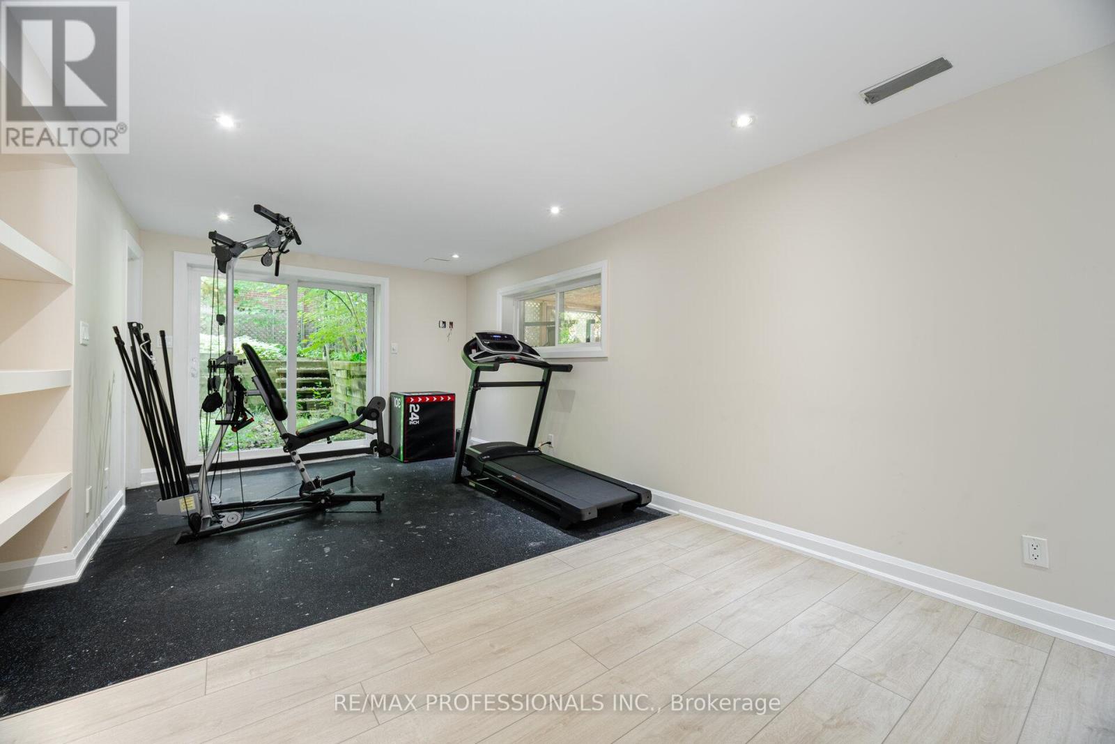 20 Wadsworth Circle, Brampton, Ontario  L6Z 1W7 - Photo 38 - W12216056