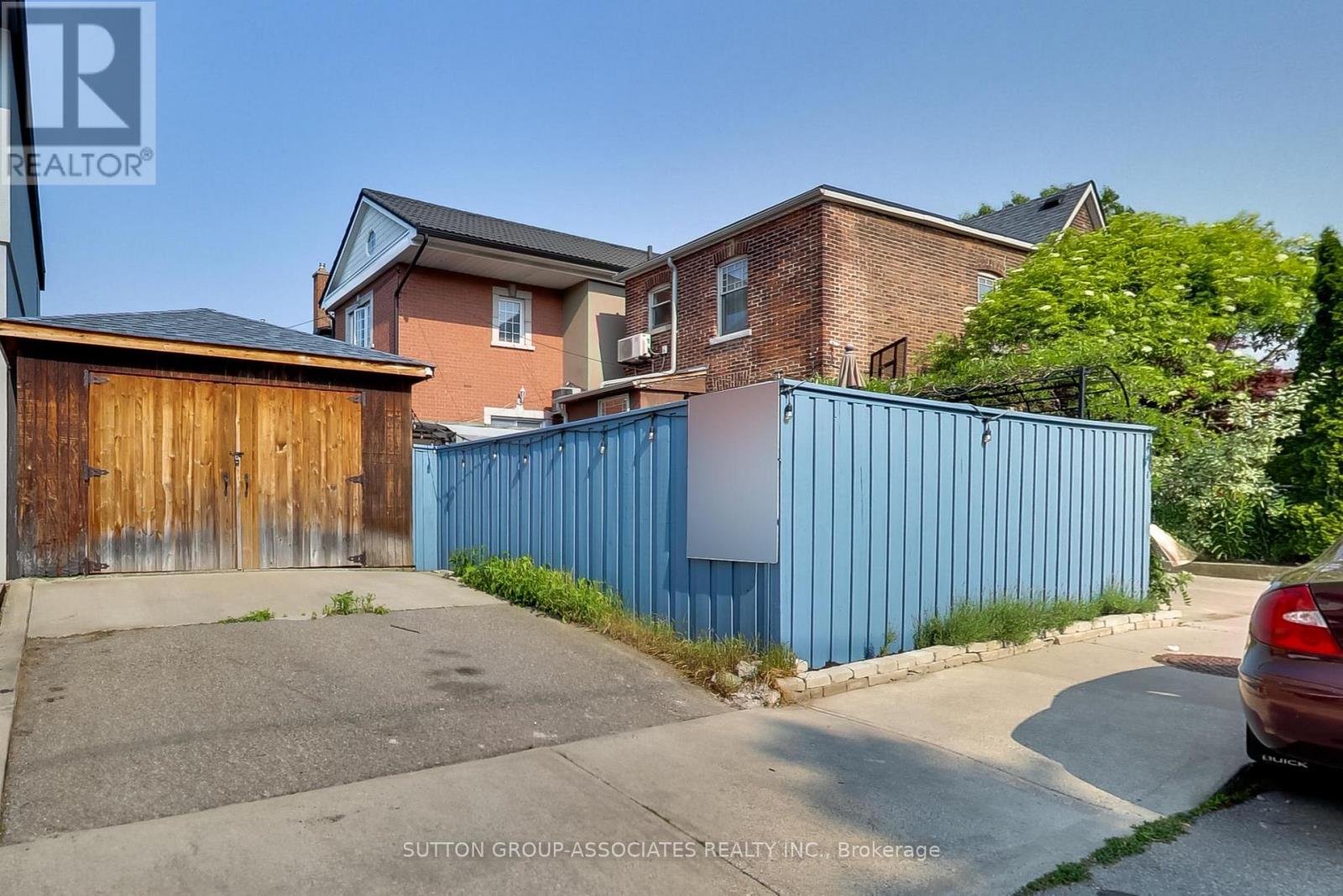 172 Hope Street, Toronto (Corso Italia-Davenport), Ontario  M6E 1K3 - Photo 33 - W12216096