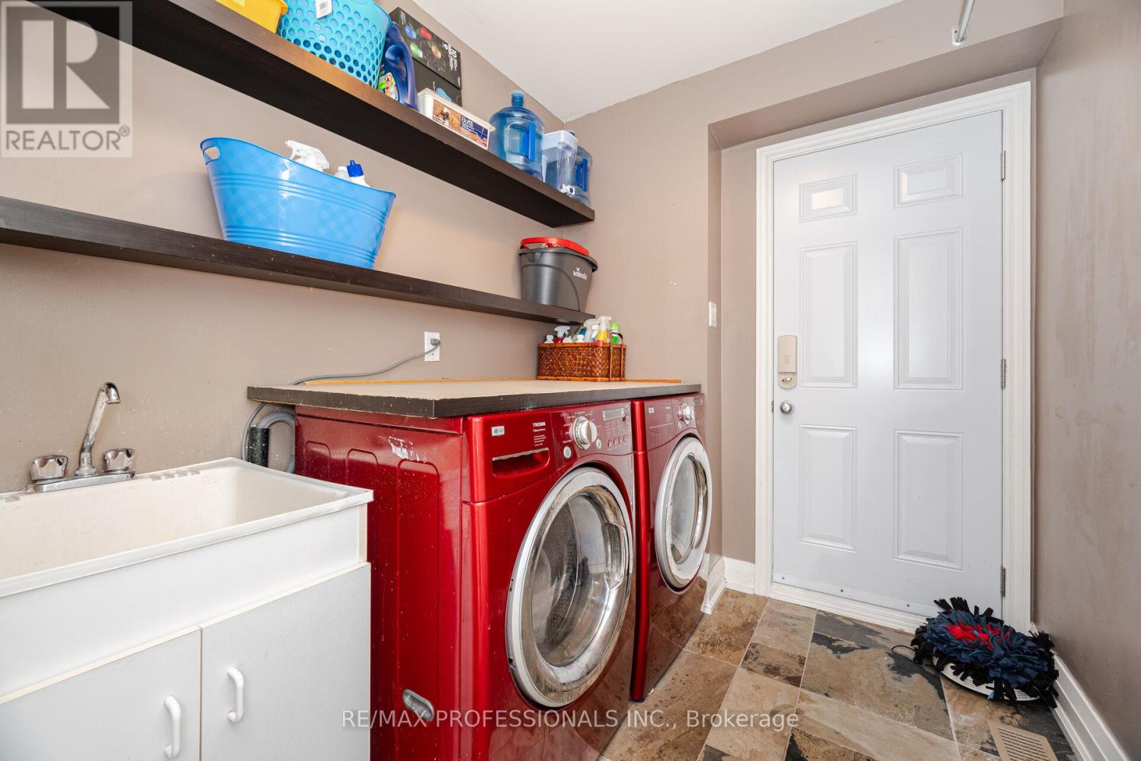 20 Wadsworth Circle, Brampton, Ontario  L6Z 1W7 - Photo 19 - W12216056