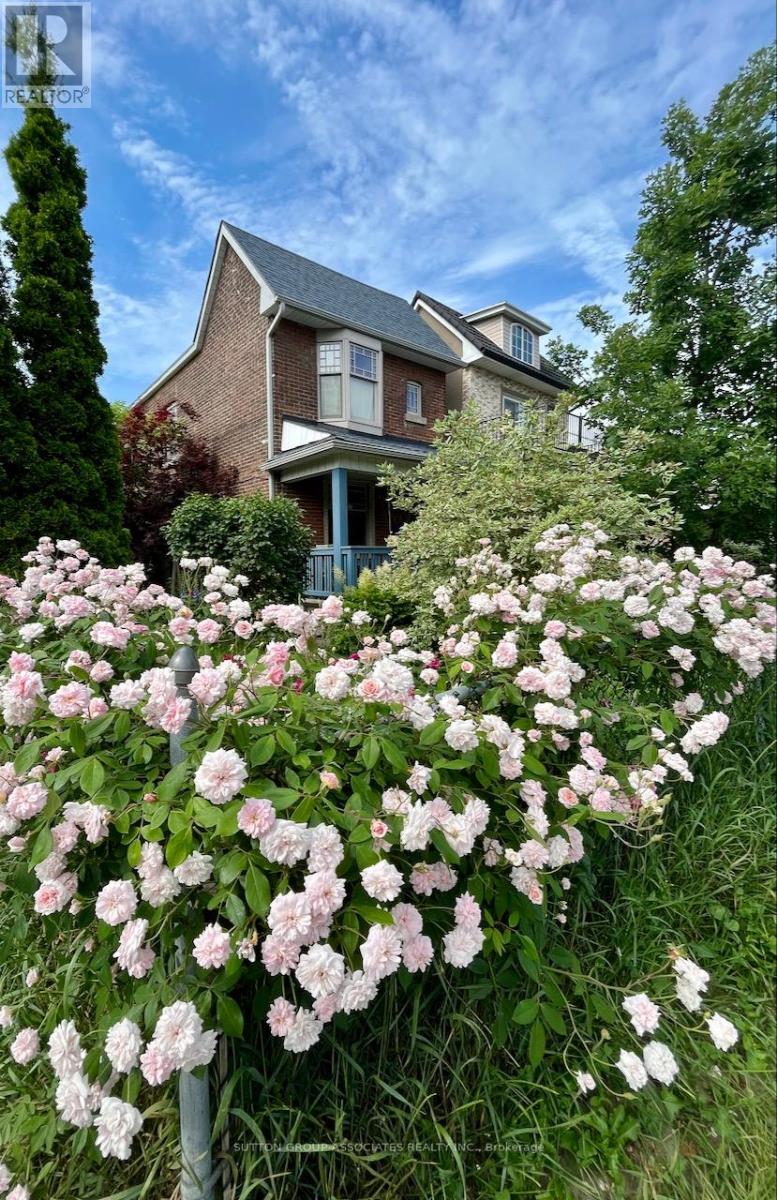 172 Hope Street, Toronto (Corso Italia-Davenport), Ontario  M6E 1K3 - Photo 3 - W12216096
