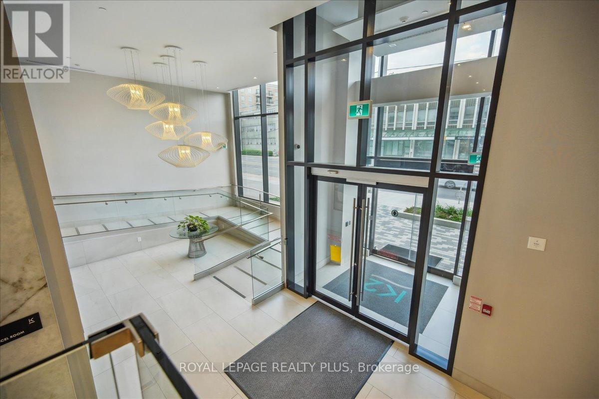 211 - 4208 Dundas Street W, Toronto (Edenbridge-Humber Valley), Ontario  M8X 0B1 - Photo 6 - W12216149