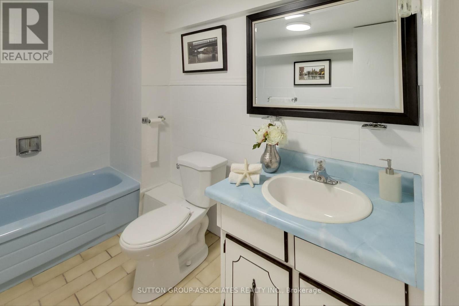 172 Hope Street, Toronto (Corso Italia-Davenport), Ontario  M6E 1K3 - Photo 30 - W12216096