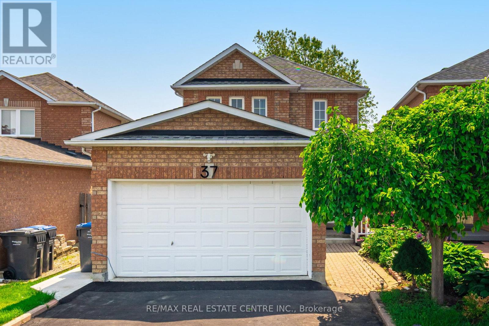 37 ZACHARY DRIVE, Brampton, Ontario