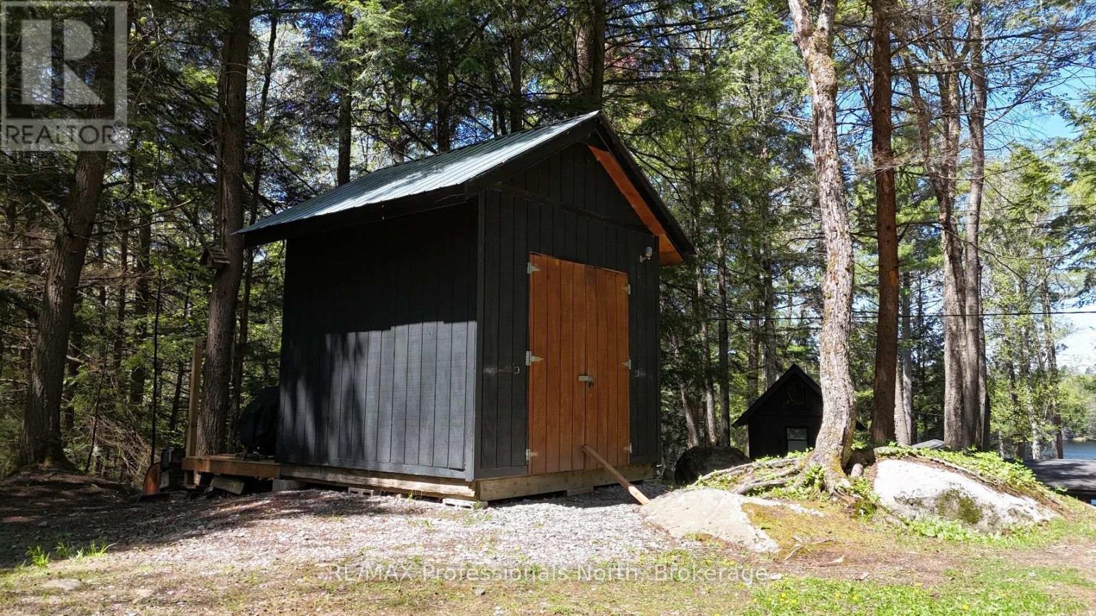 1132 Sapphire (Koshlong Lake) Drive, Highlands East, Ontario  K0M 1S0 - Photo 19 - X12163800