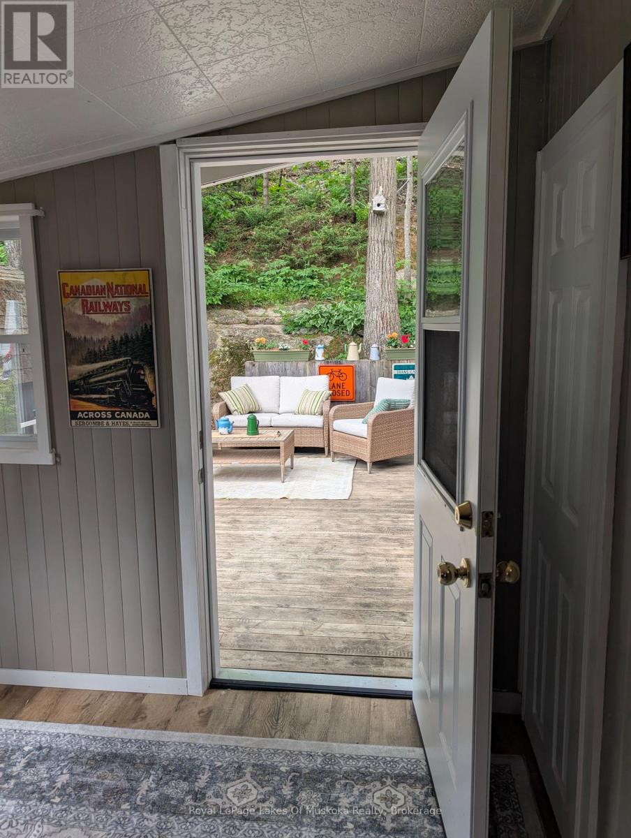 48 - 1007 Beaver Ridge Road, Gravenhurst, Ontario  P1P 1R1 - Photo 15 - X12213705