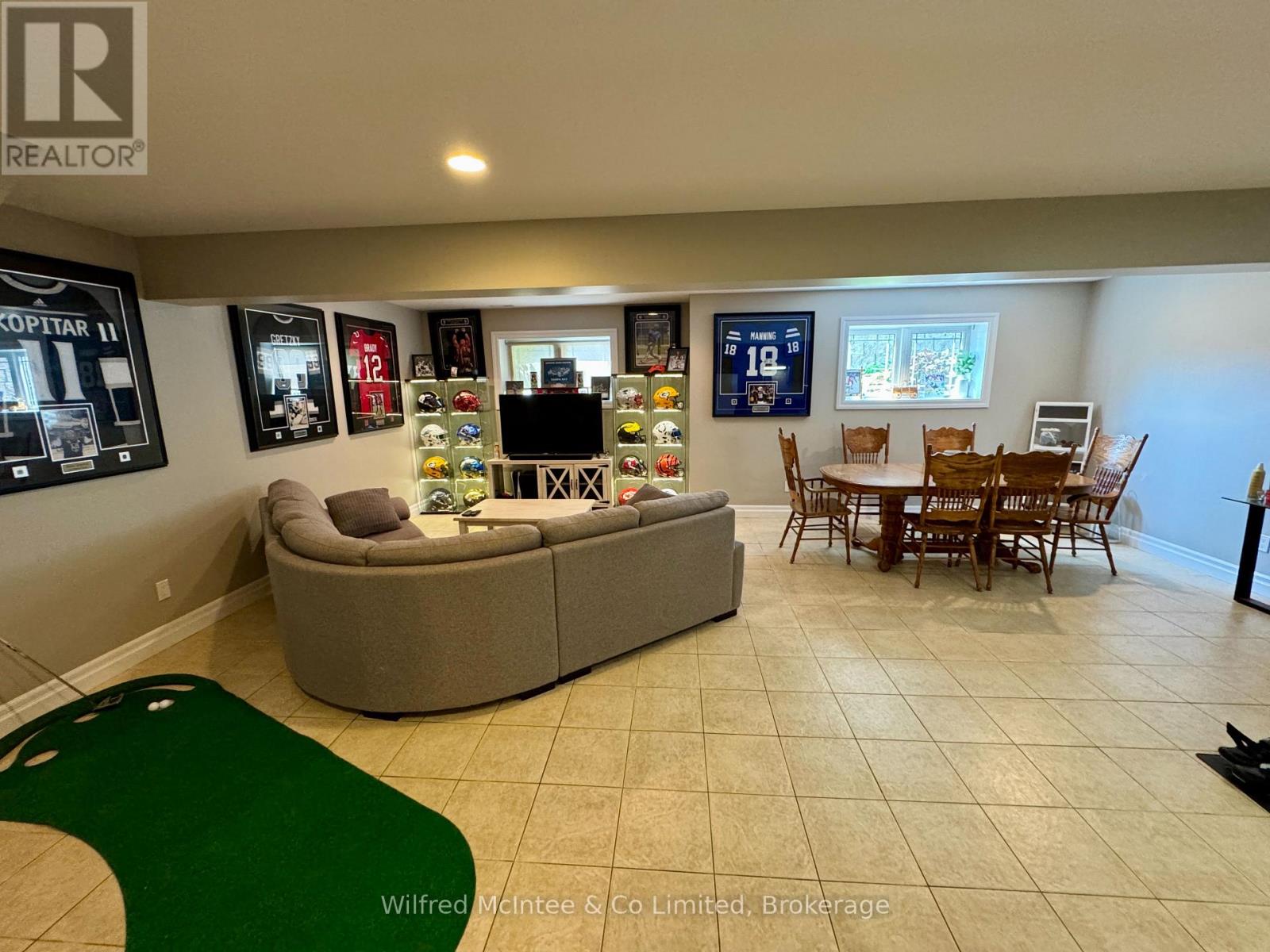 908 Old Durham Road, Brockton, Ontario  N0G 2V0 - Photo 24 - X12216067