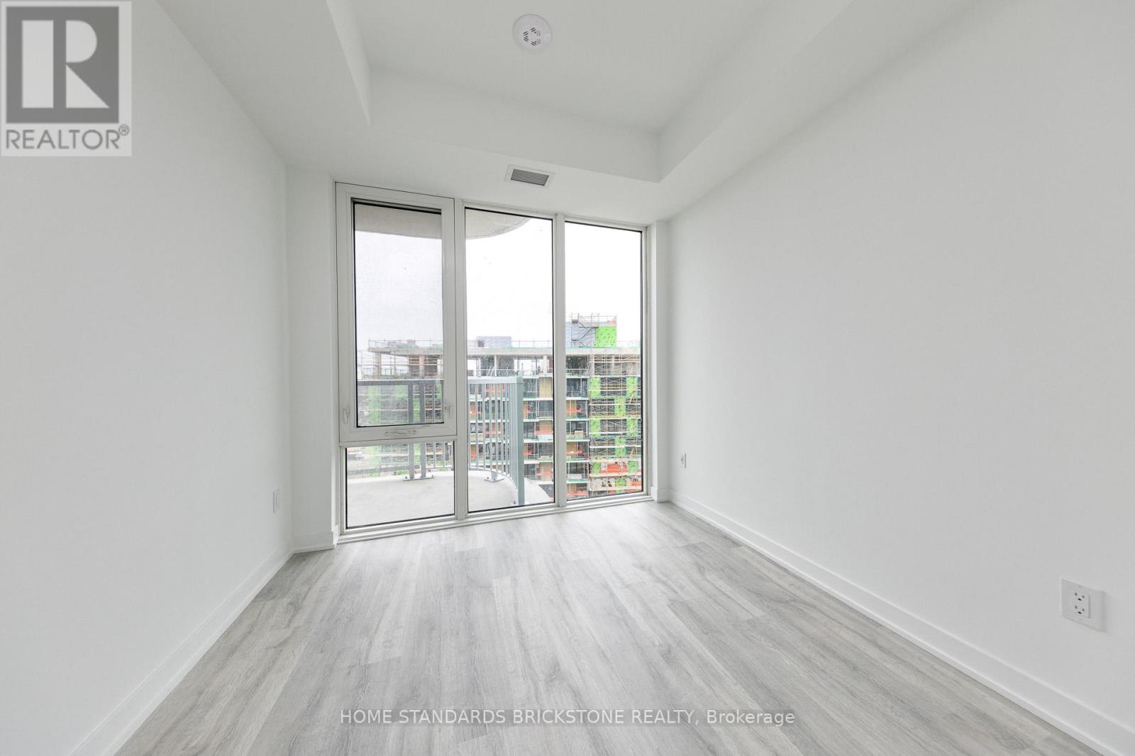 1012 - 220 Missinnihe Way, Mississauga (Port Credit), Ontario  L5H 0A9 - Photo 12 - W12216269