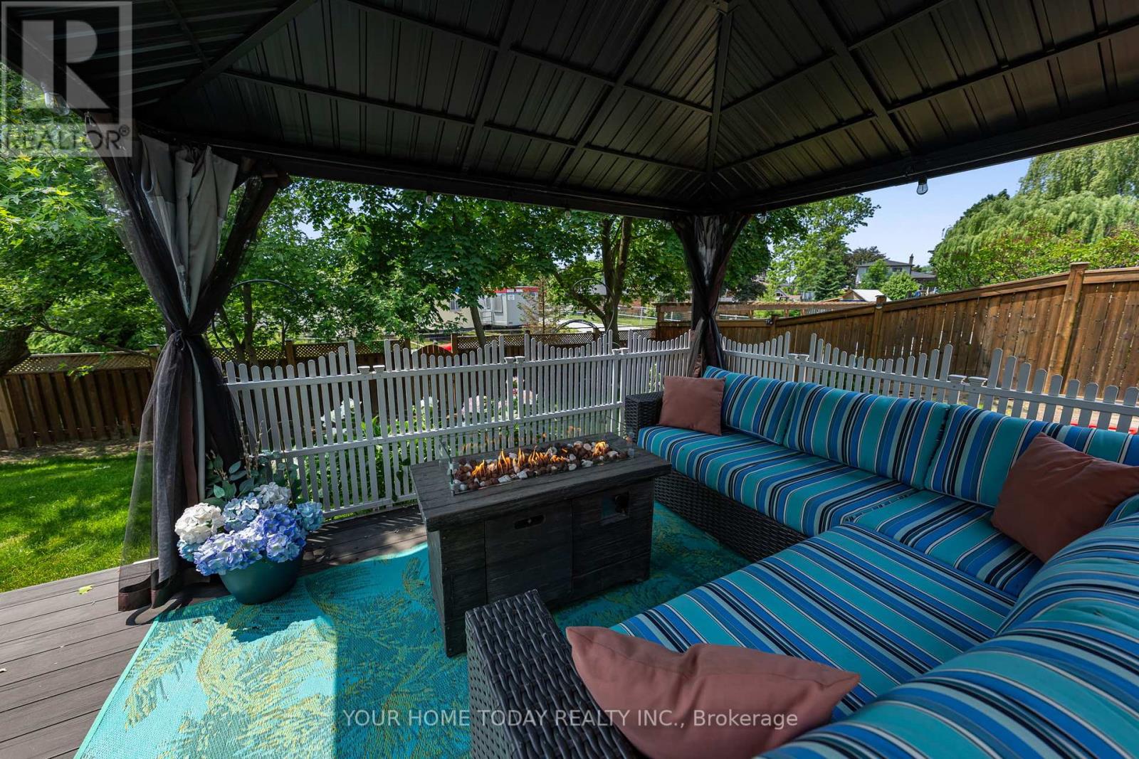 64 Greystone Crescent, Halton Hills (Georgetown), Ontario  L7G 1G9 - Photo 42 - W12216275
