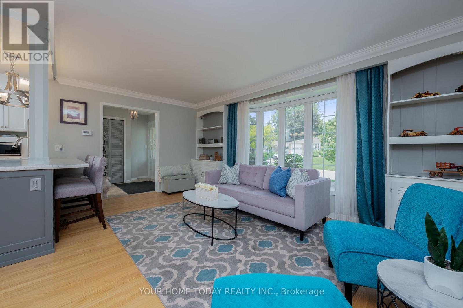 64 Greystone Crescent, Halton Hills (Georgetown), Ontario  L7G 1G9 - Photo 8 - W12216275