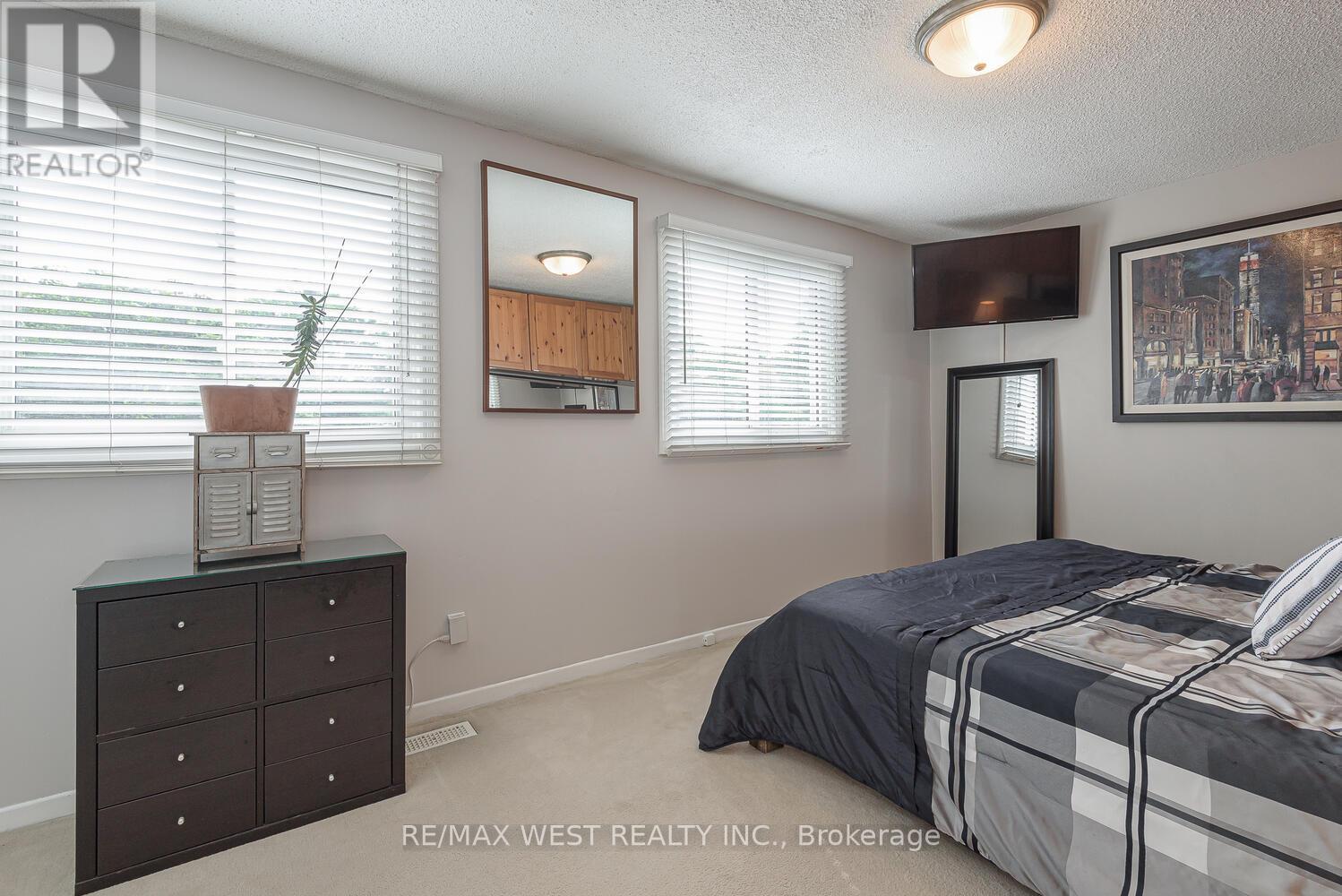 90 Lakecrest Trail, Brampton (Heart Lake West), Ontario  L6Z 1S6 - Photo 24 - W12216277