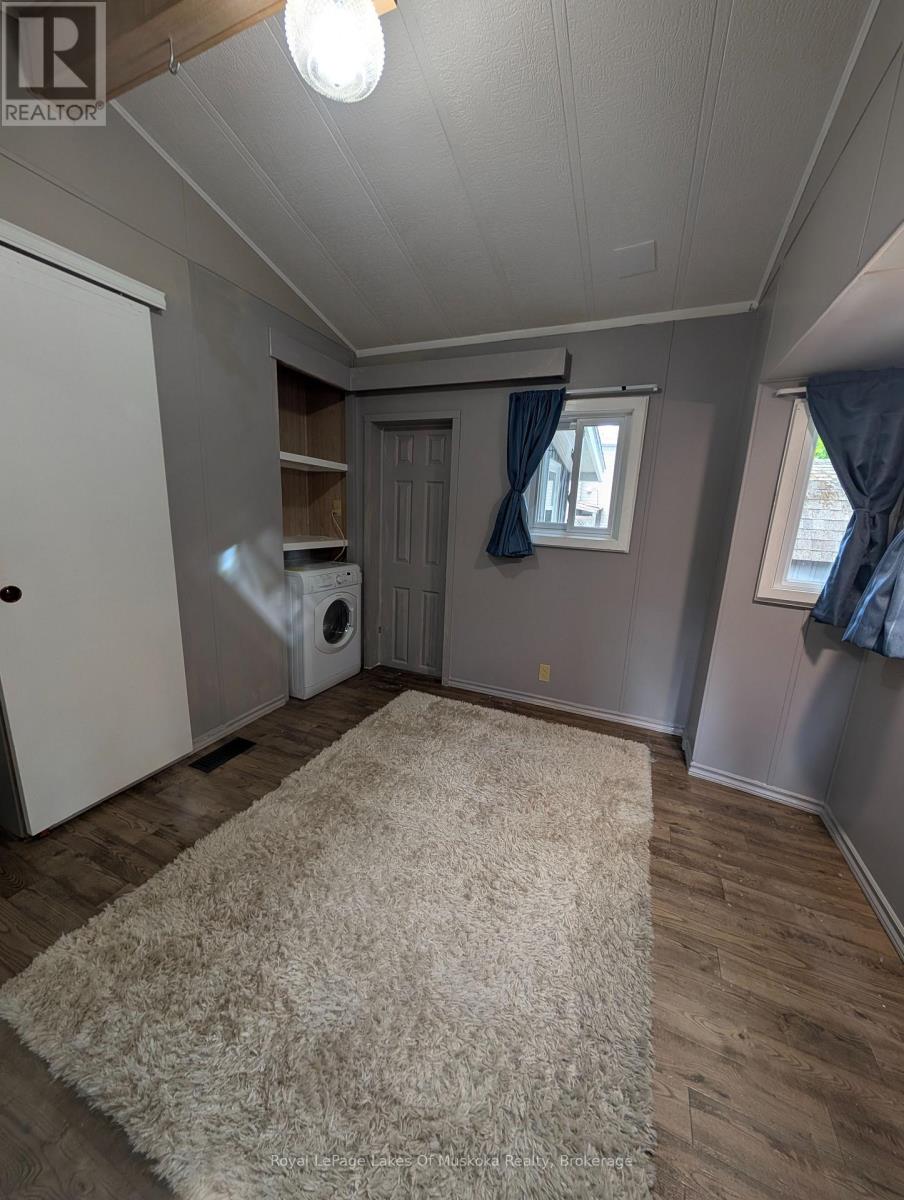 48 - 1007 Beaver Ridge Road, Gravenhurst, Ontario  P1P 1R1 - Photo 4 - X12213705