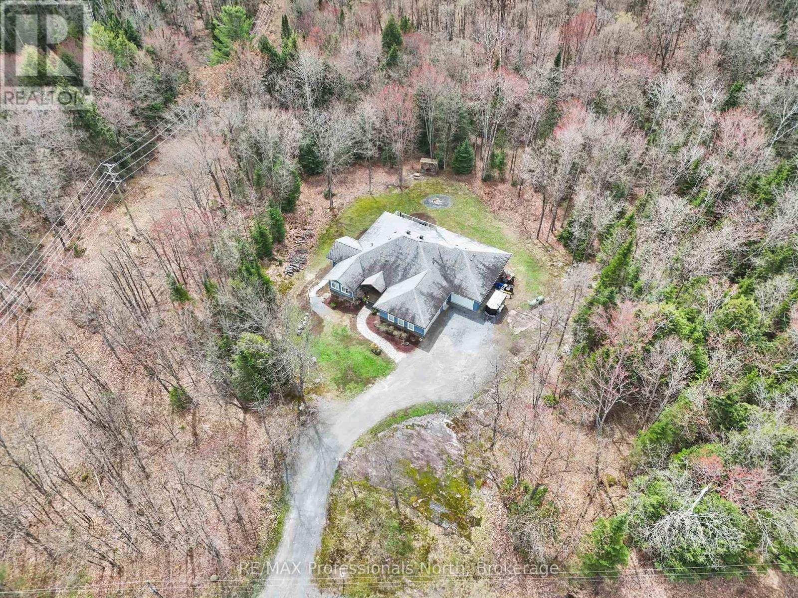 93 Mainhood's Road, Huntsville (Stephenson), Ontario  P0B 1M0 - Photo 39 - X12216107