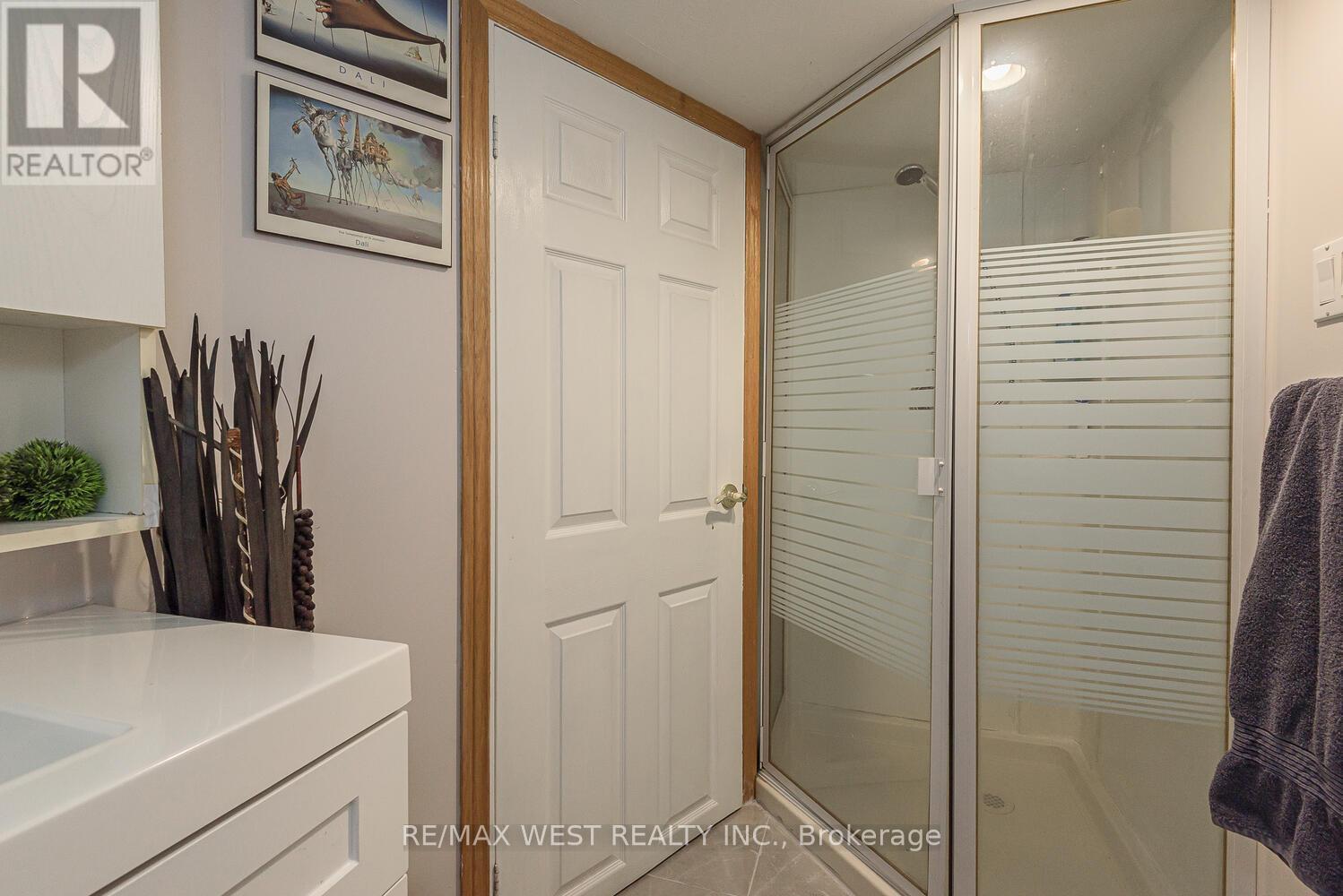 90 Lakecrest Trail, Brampton (Heart Lake West), Ontario  L6Z 1S6 - Photo 36 - W12216277