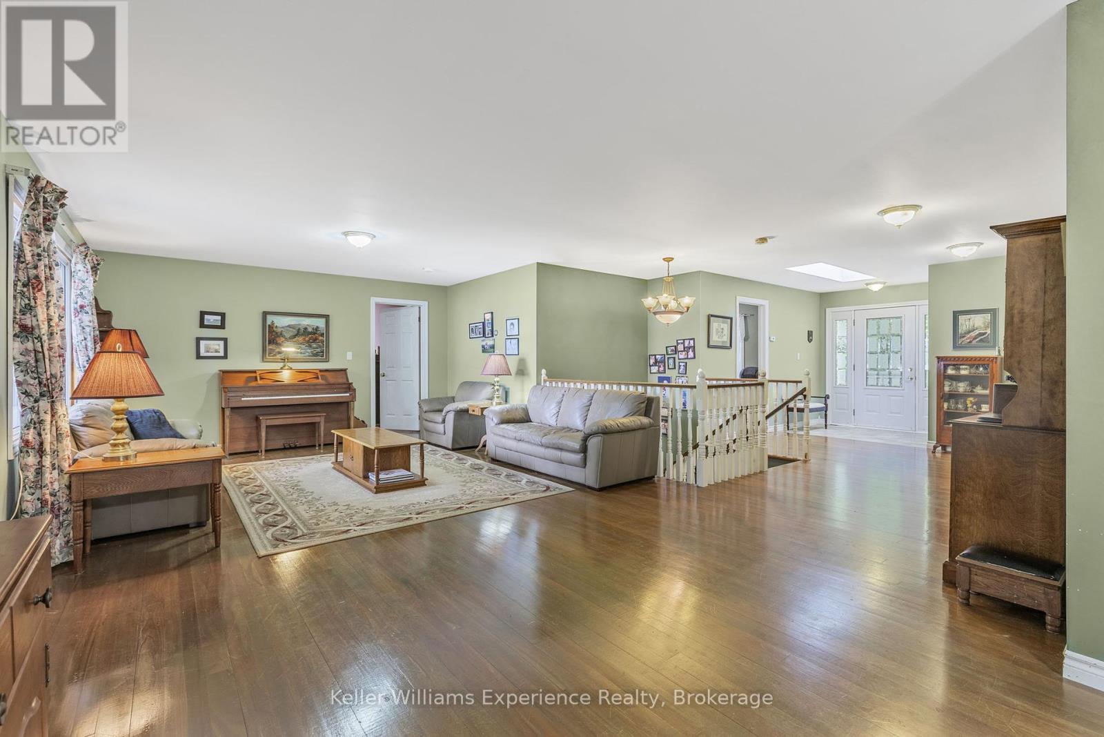 1248 Healey Lk Road, Bracebridge, Ontario  P1L 1X3 - Photo 16 - X12216174