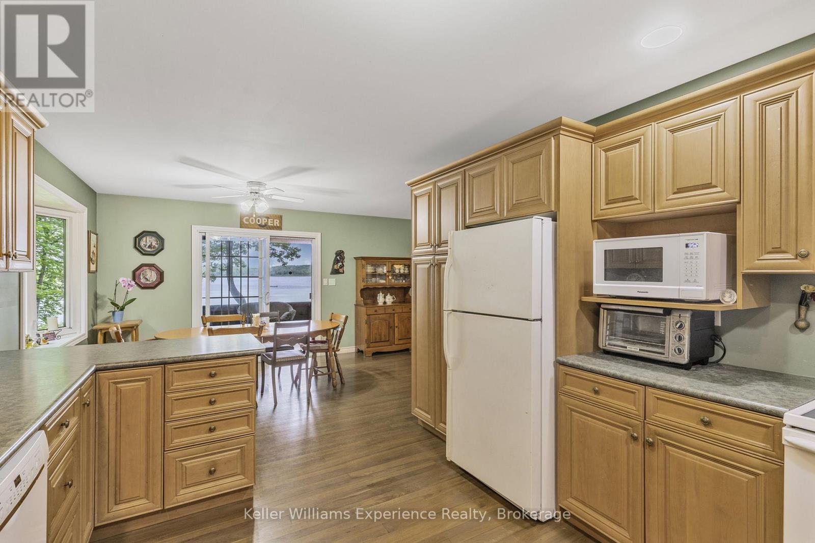 1248 Healey Lk Road, Bracebridge, Ontario  P1L 1X3 - Photo 24 - X12216174