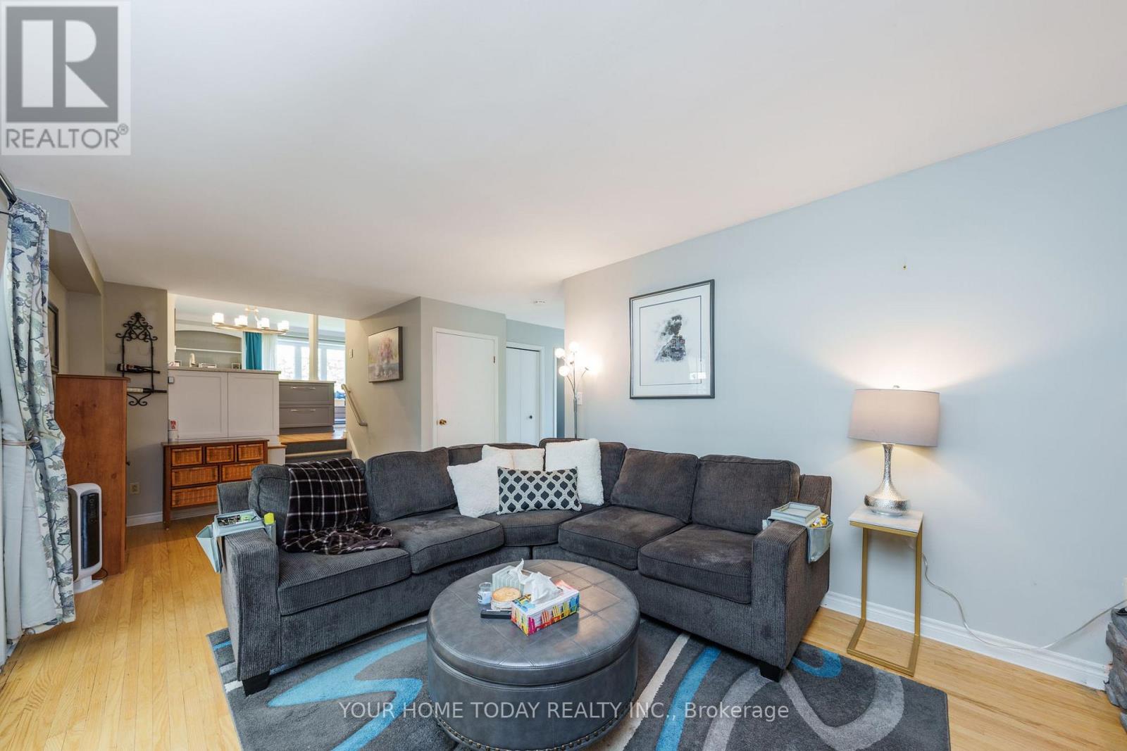 64 Greystone Crescent, Halton Hills (Georgetown), Ontario  L7G 1G9 - Photo 19 - W12216275