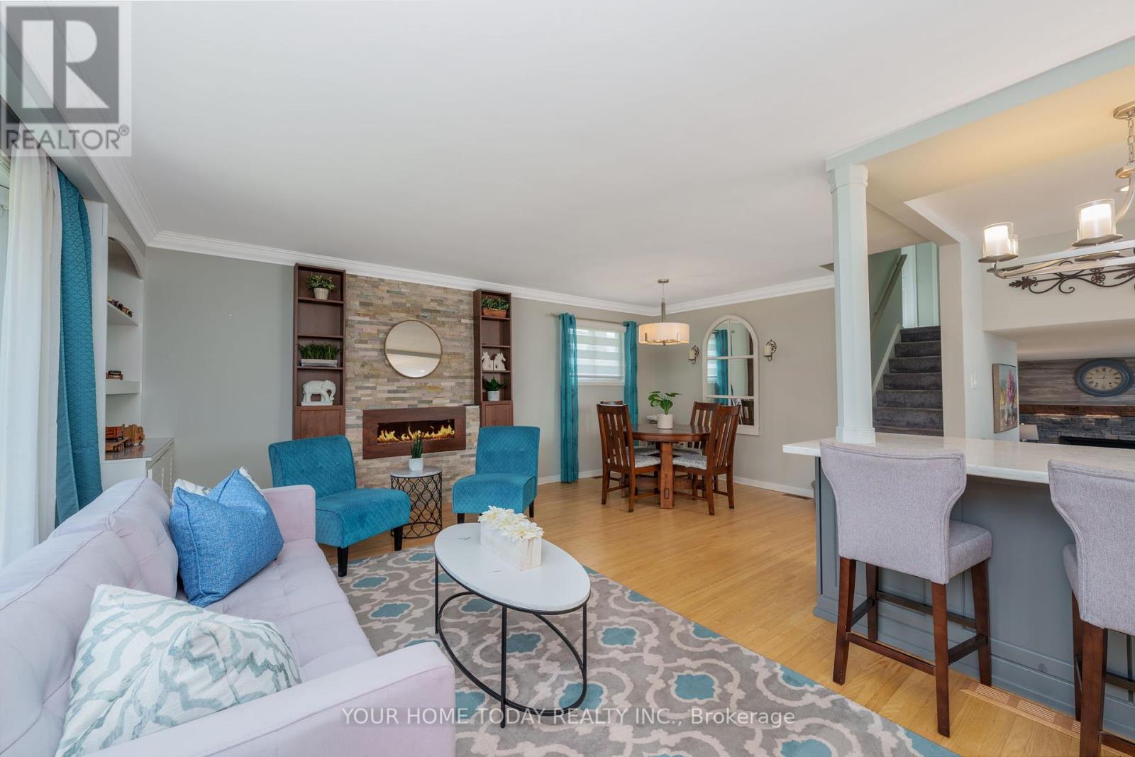 64 Greystone Crescent, Halton Hills (Georgetown), Ontario  L7G 1G9 - Photo 6 - W12216275
