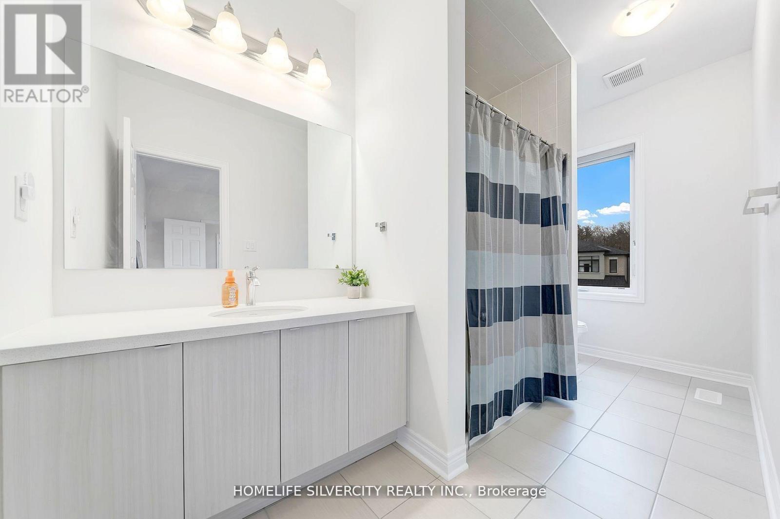 398 Spyglass Green, Oakville (Go Glenorchy), Ontario  L6M 5K5 - Photo 14 - W12216278