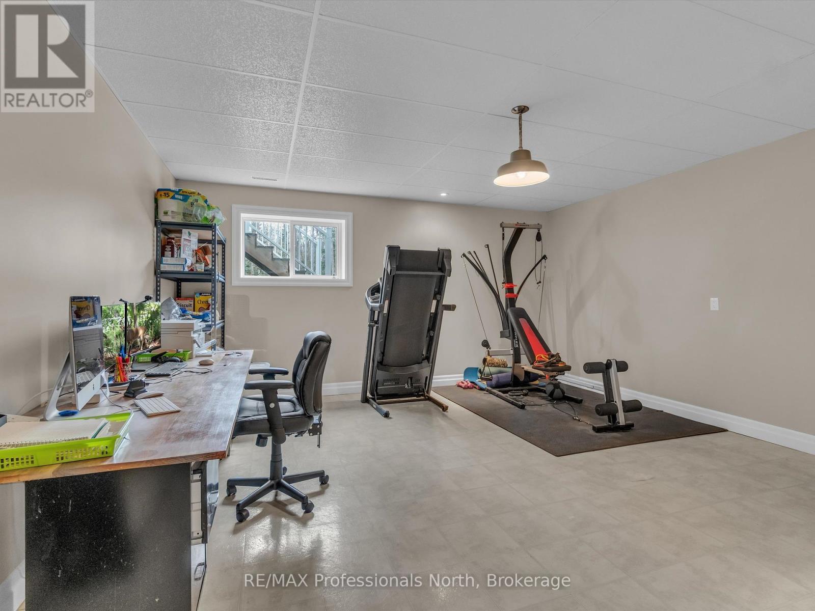 93 Mainhood's Road, Huntsville (Stephenson), Ontario  P0B 1M0 - Photo 24 - X12216107