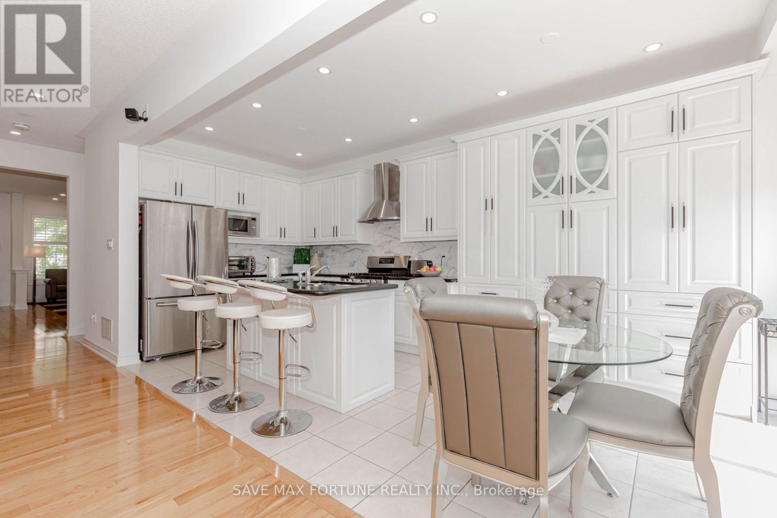 53 Chesterwood Crescent, Brampton (Credit Valley), Ontario  L6Y 0Z4 - Photo 22 - W12216291