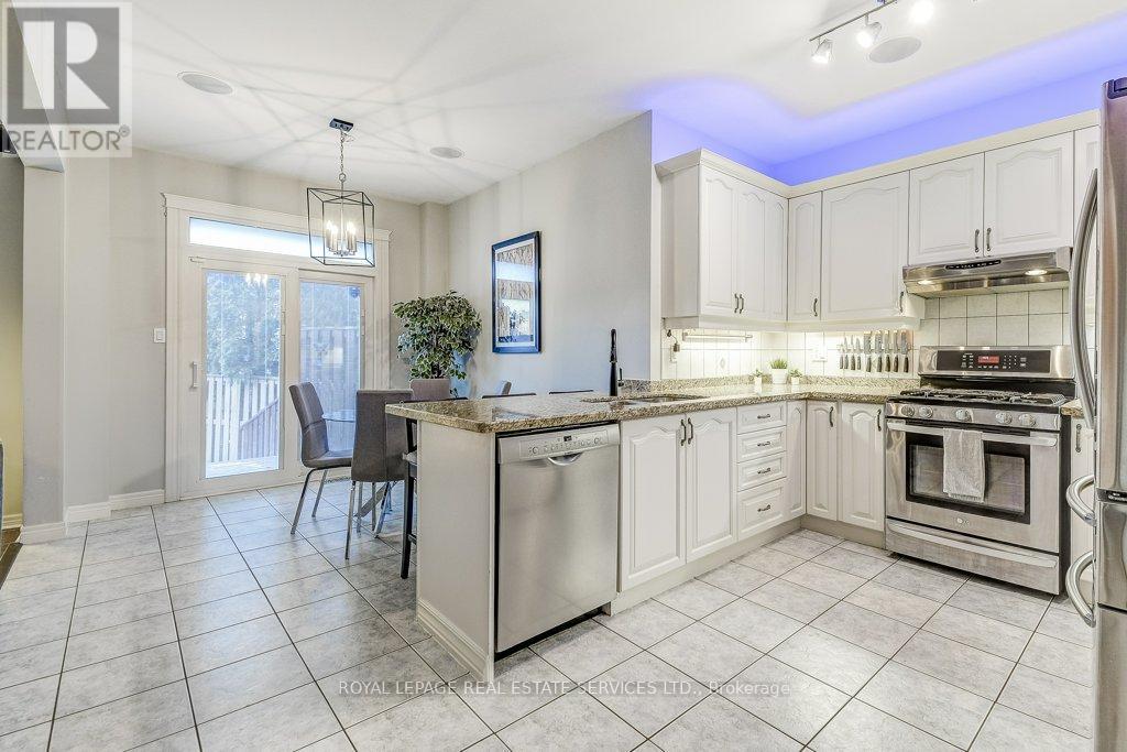 5194 Tydman Way, Burlington (Orchard), Ontario  L7L 7B1 - Photo 11 - W12216282