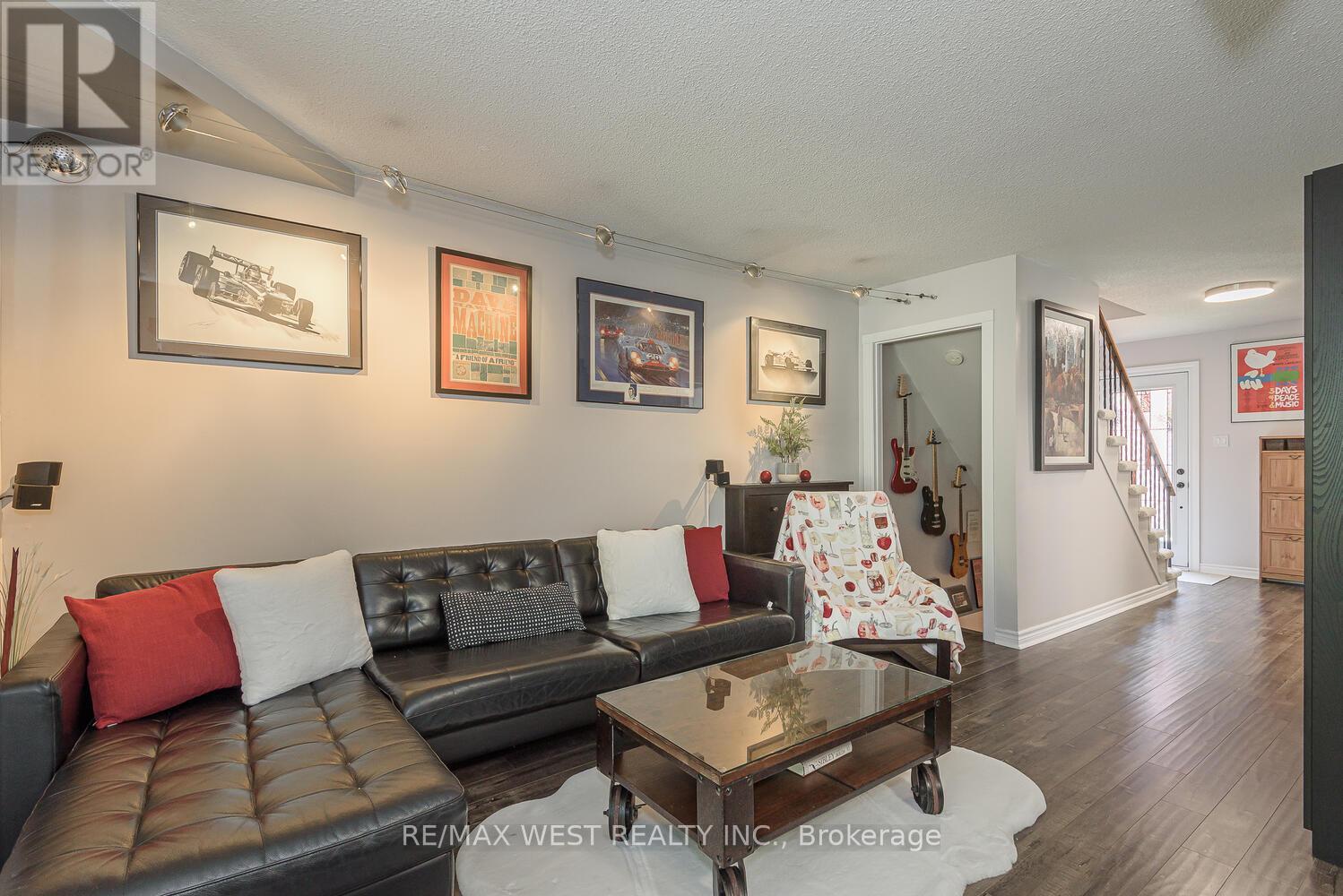 90 Lakecrest Trail, Brampton (Heart Lake West), Ontario  L6Z 1S6 - Photo 14 - W12216277