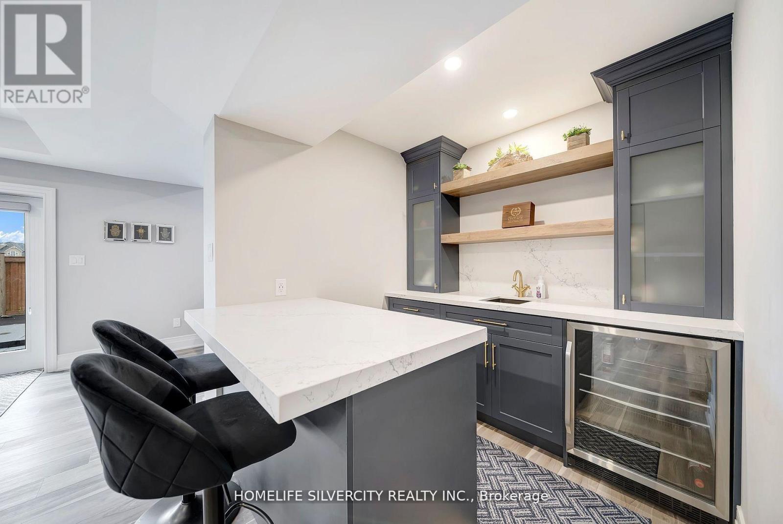 398 Spyglass Green, Oakville (Go Glenorchy), Ontario  L6M 5K5 - Photo 26 - W12216278