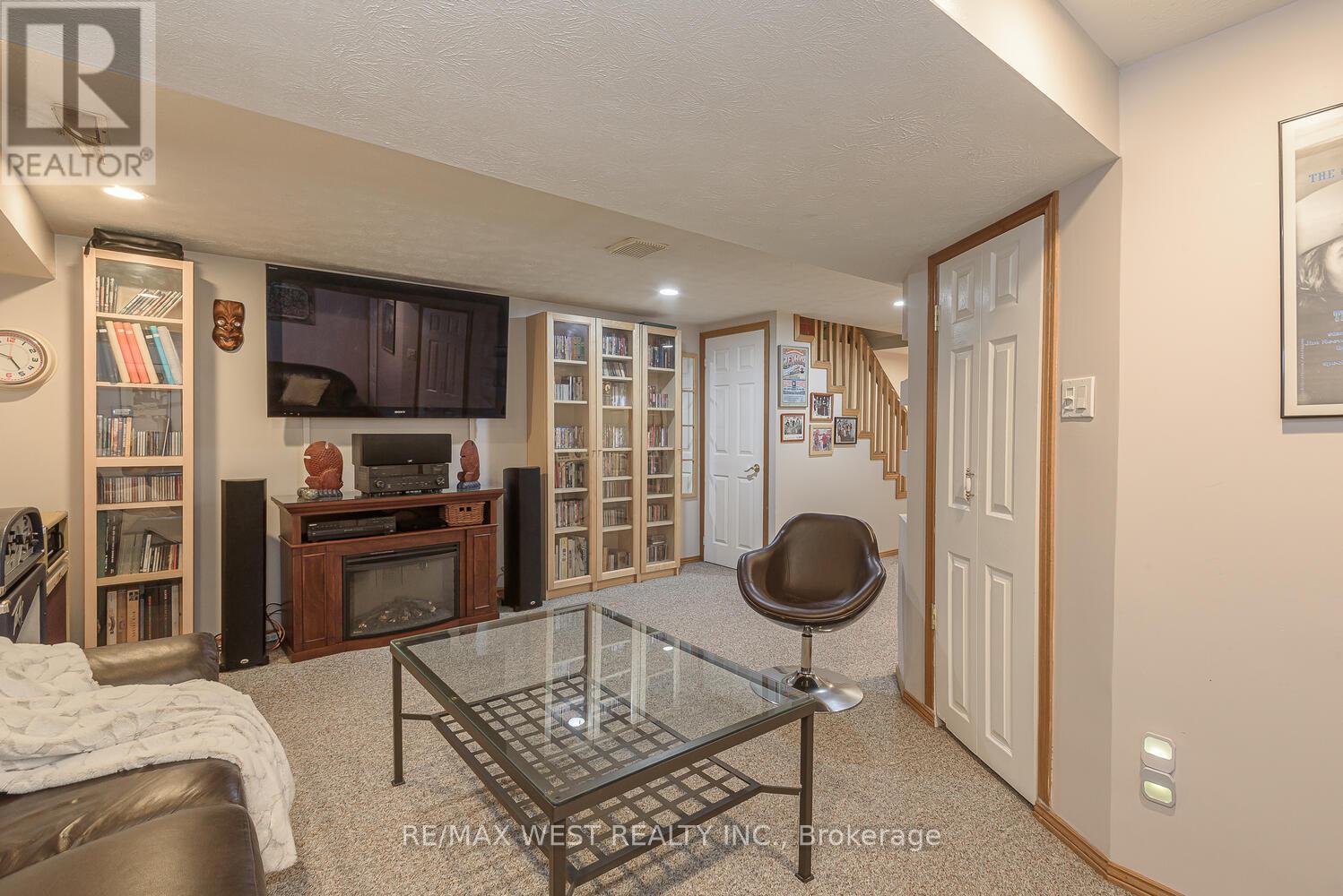 90 Lakecrest Trail, Brampton (Heart Lake West), Ontario  L6Z 1S6 - Photo 34 - W12216277
