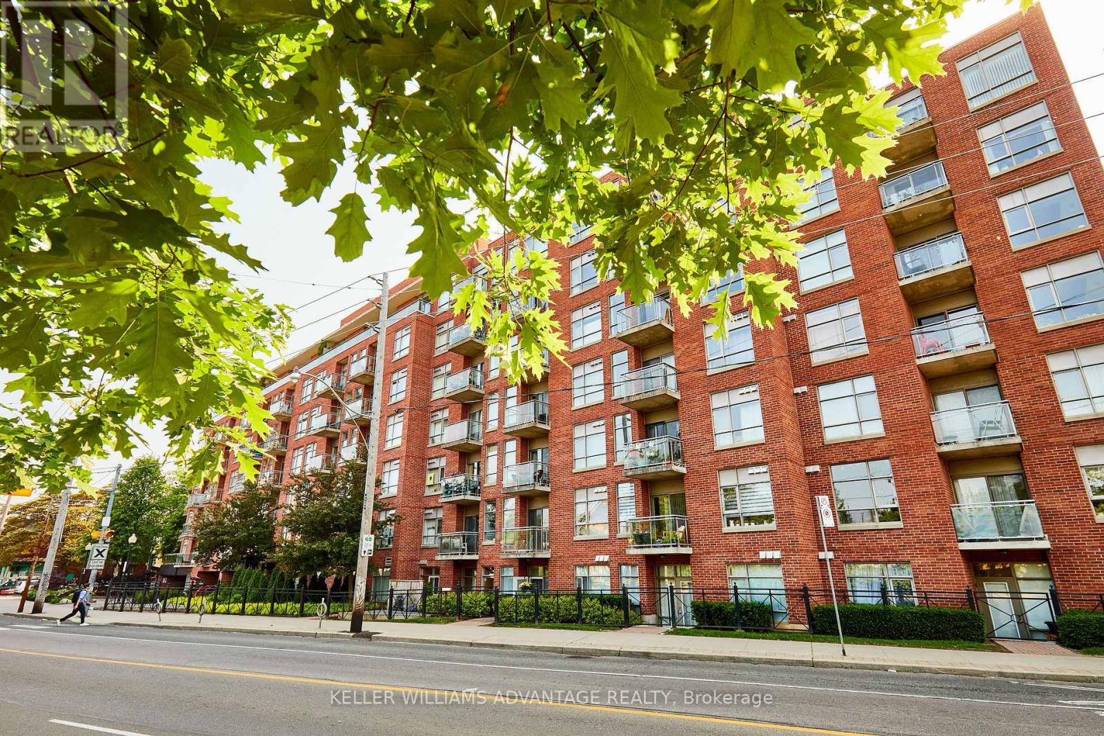 716 - 2495 Dundas Street W, Toronto (High Park North), Ontario  M6P 1C3 - Photo 28 - W12216286