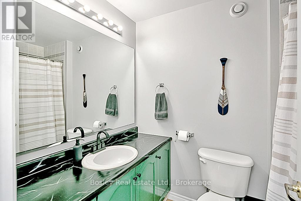136 Maple Lane, Blue Mountains, Ontario  N0H 2E0 - Photo 31 - X12216195