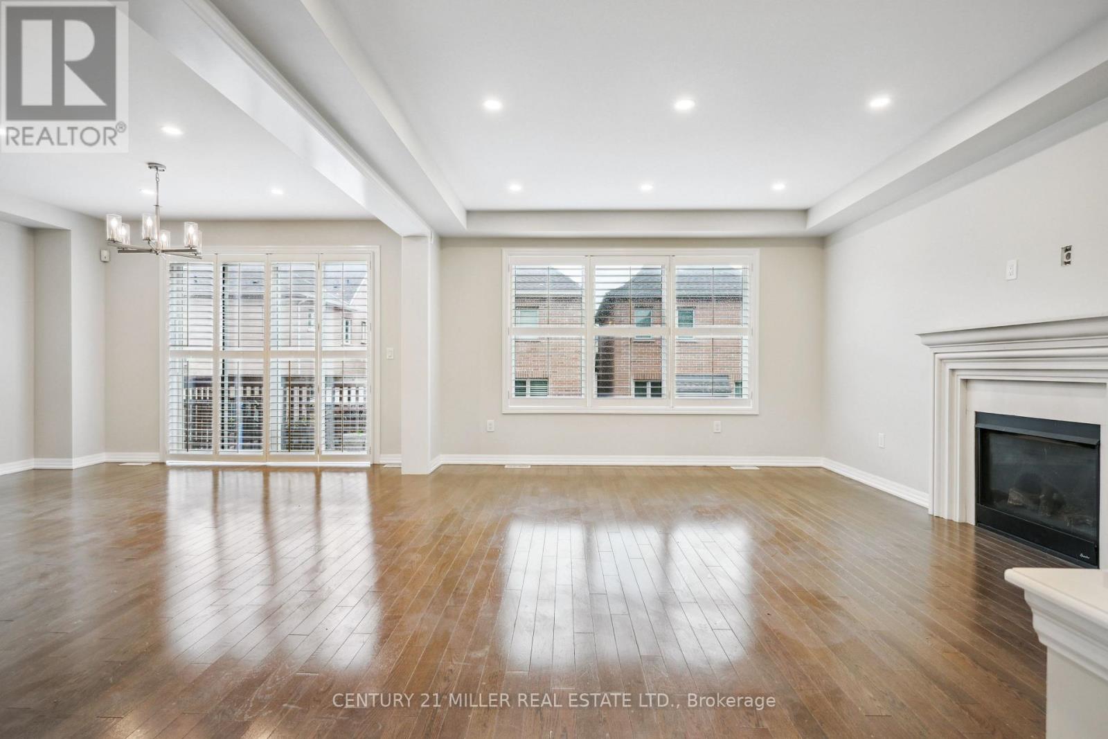 252 Wisteria Way, Oakville (Go Glenorchy), Ontario  L6M 1L3 - Photo 11 - W12216279