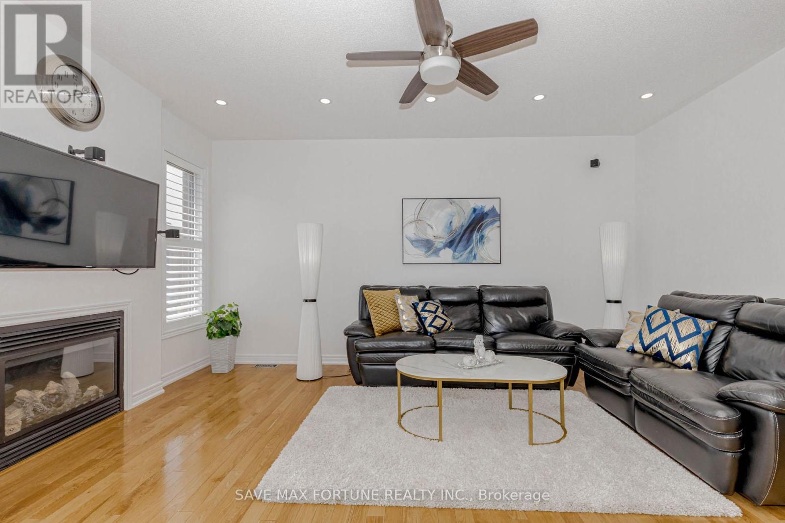 53 Chesterwood Crescent, Brampton (Credit Valley), Ontario  L6Y 0Z4 - Photo 13 - W12216291