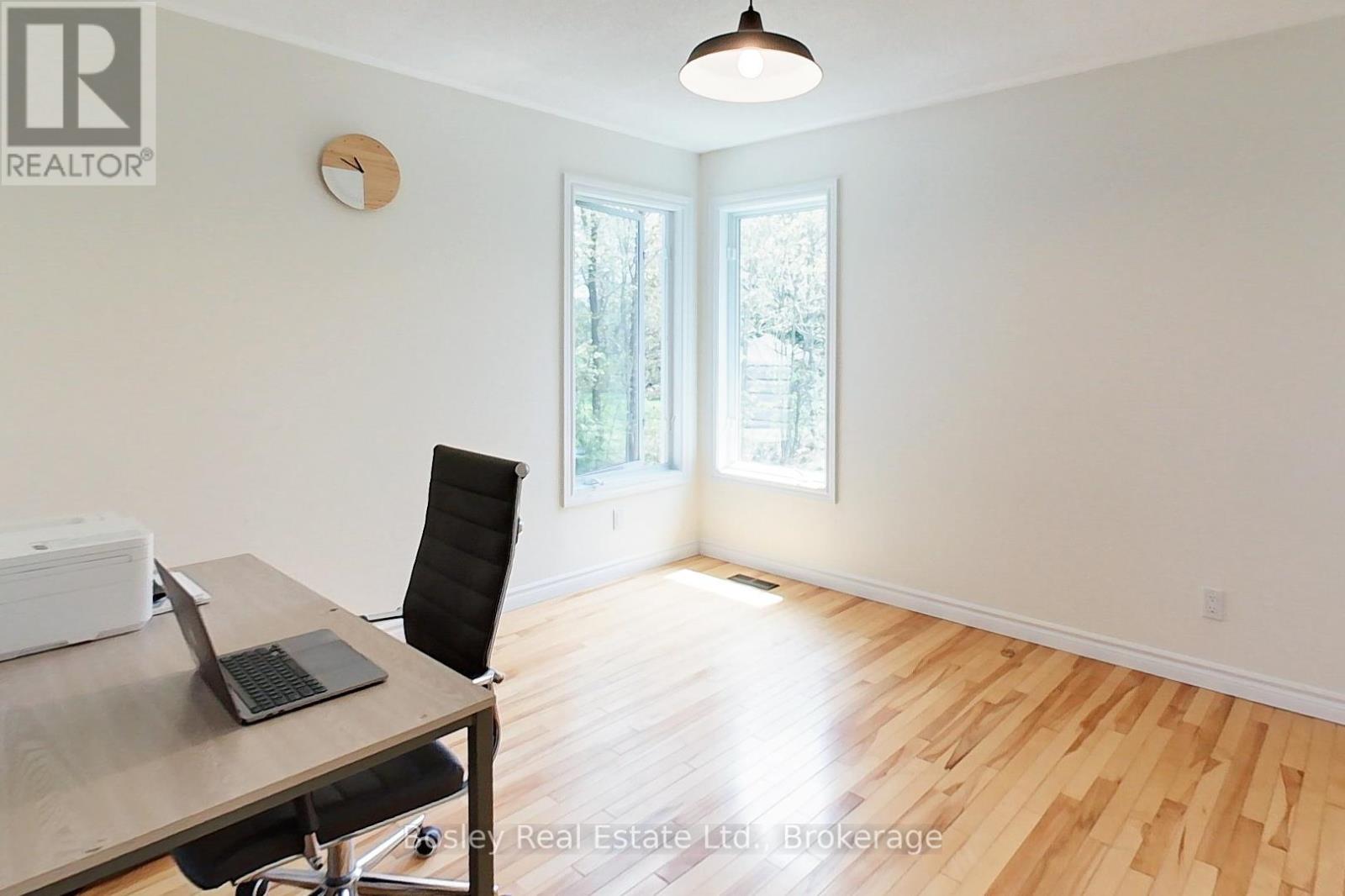 136 Maple Lane, Blue Mountains, Ontario  N0H 2E0 - Photo 26 - X12216195