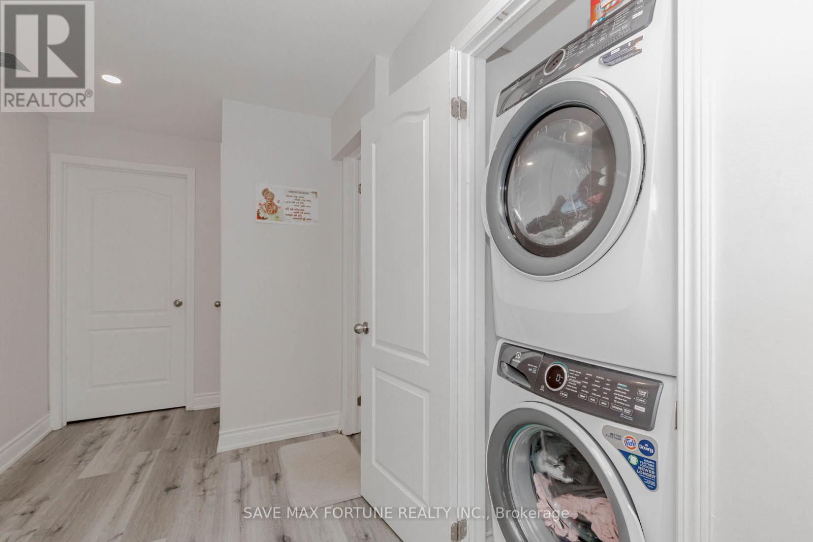 53 Chesterwood Crescent, Brampton (Credit Valley), Ontario  L6Y 0Z4 - Photo 45 - W12216291