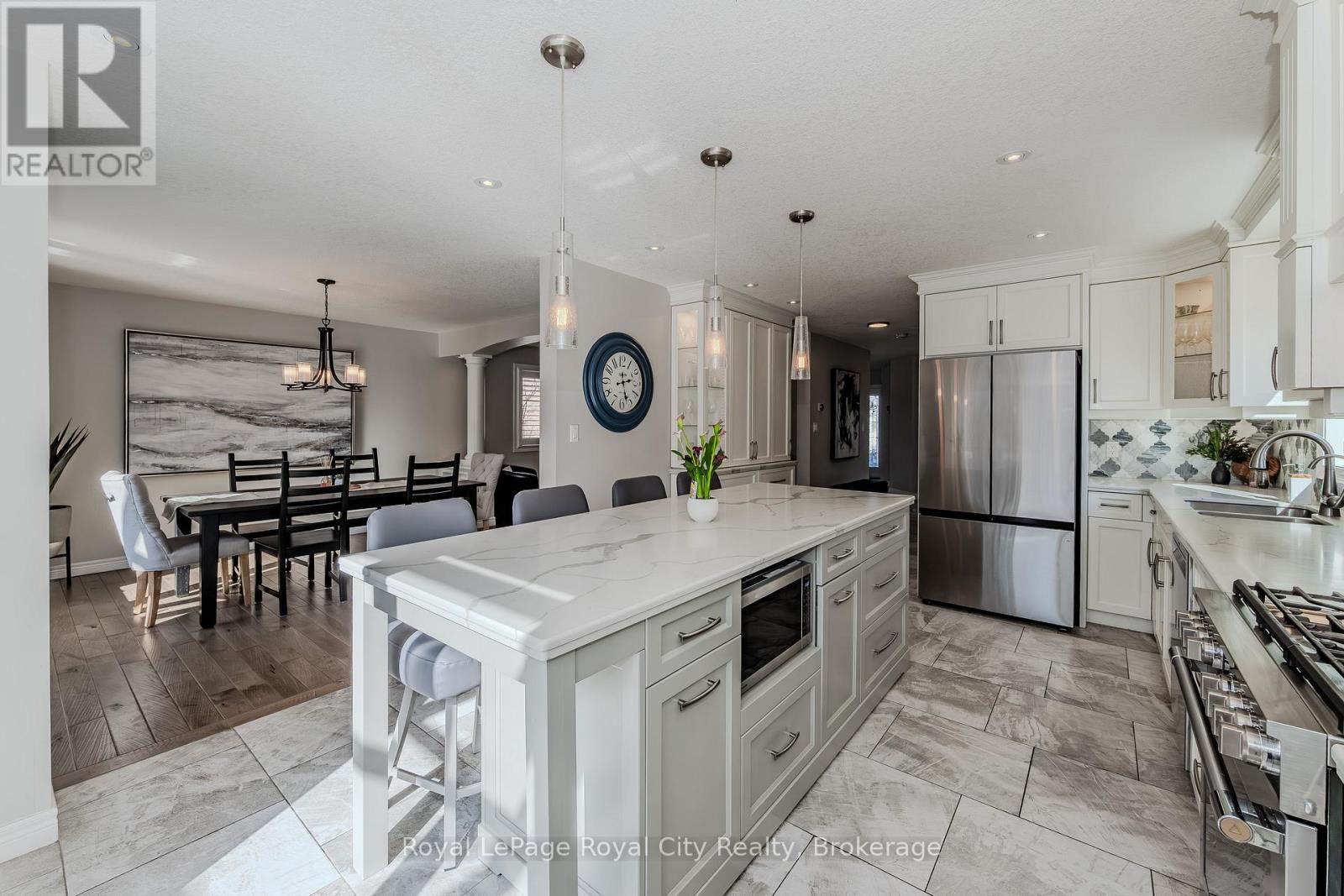 92 Chillico Drive, Guelph, Ontario  N1K 1Y6 - Photo 9 - X12216187