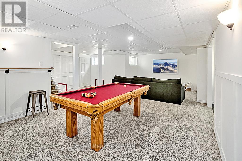 136 Maple Lane, Blue Mountains, Ontario  N0H 2E0 - Photo 33 - X12216195