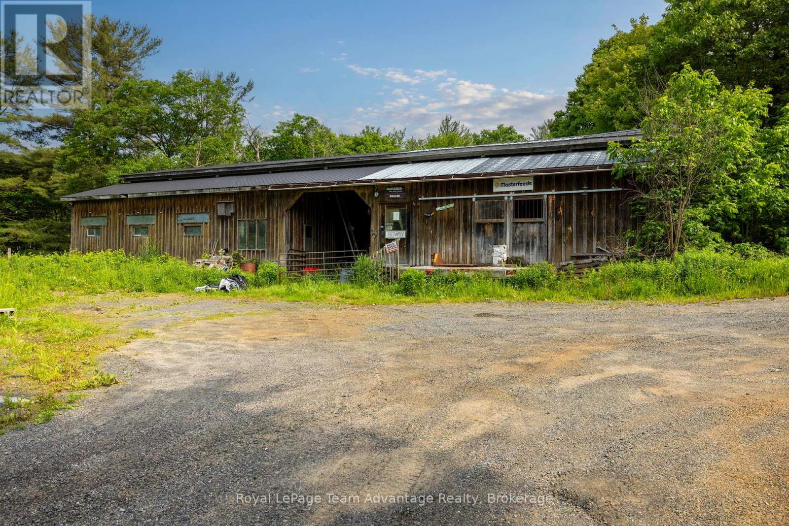 198 518 Highway, Seguin, Ontario  P2A 0B2 - Photo 6 - X12216351
