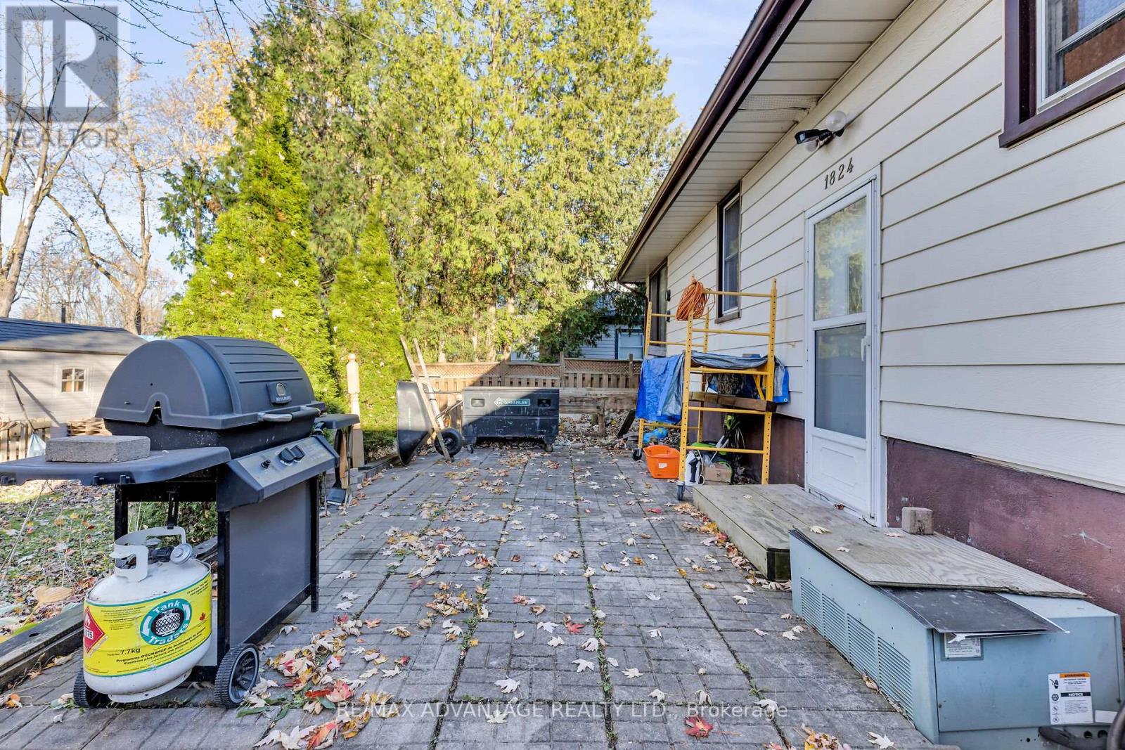 1824 Avalon Street, London East (East H), Ontario  N5W 3G8 - Photo 23 - X12216101