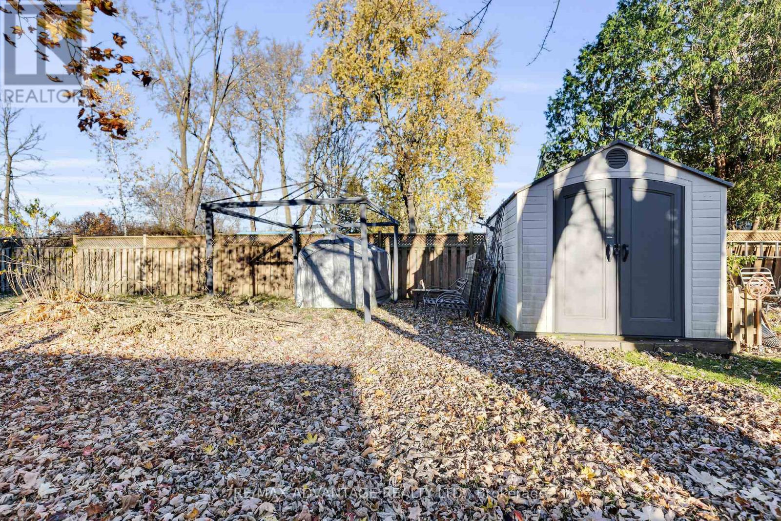 1824 Avalon Street, London East (East H), Ontario  N5W 3G8 - Photo 26 - X12216101