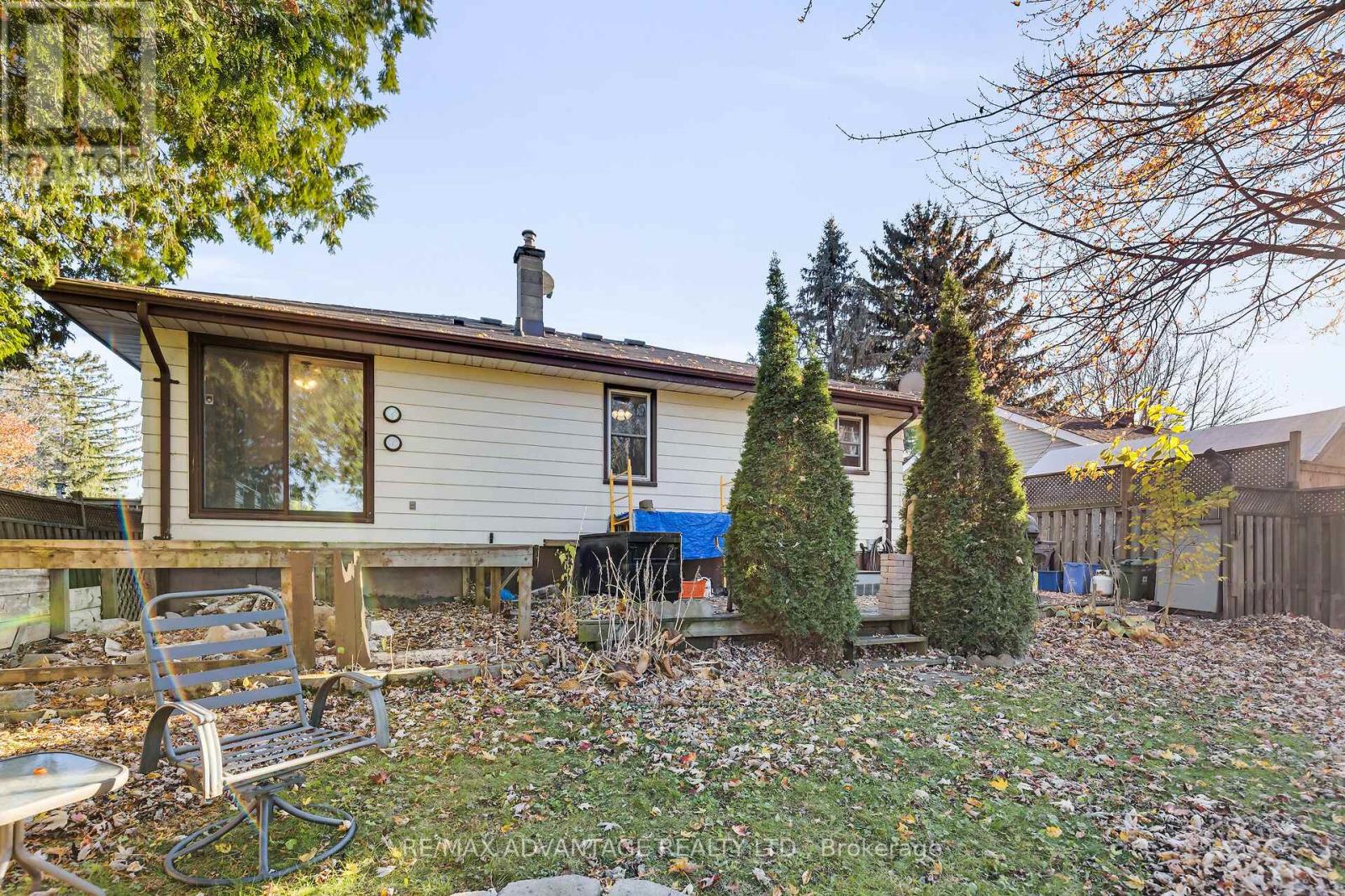 1824 Avalon Street, London East (East H), Ontario  N5W 3G8 - Photo 30 - X12216101