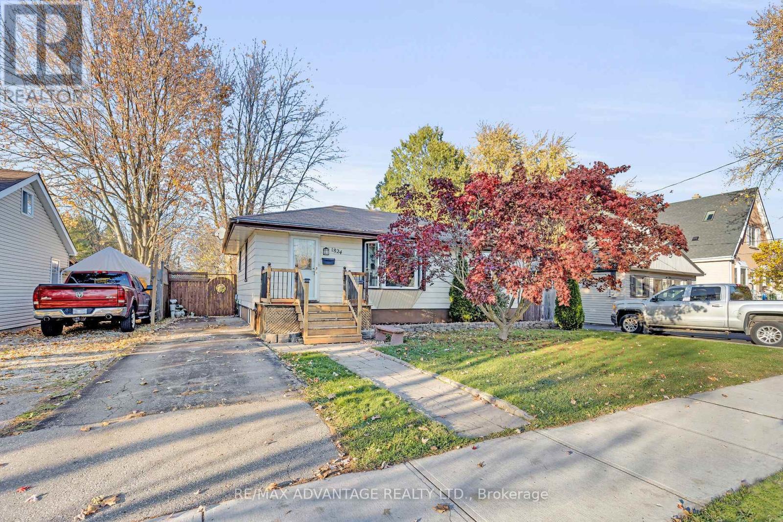 1824 Avalon Street, London East (East H), Ontario  N5W 3G8 - Photo 4 - X12216101