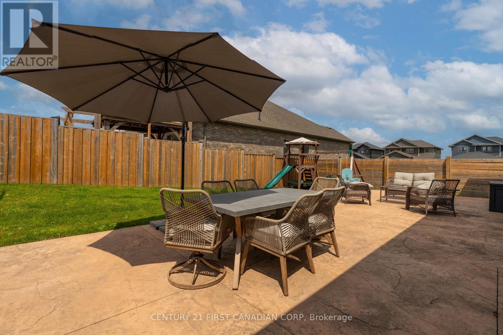 3 Hardy Court, Lucan Biddulph (Lucan), Ontario  N0M 2J0 - Photo 13 - X12216190