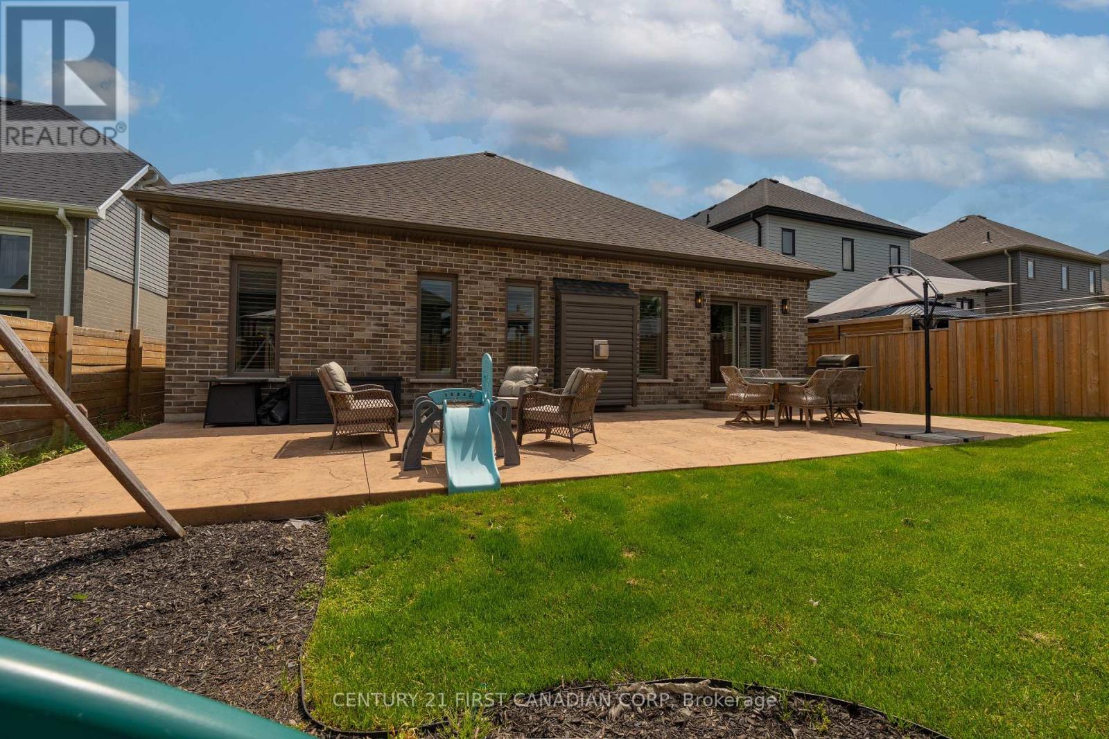 3 Hardy Court, Lucan Biddulph (Lucan), Ontario  N0M 2J0 - Photo 16 - X12216190