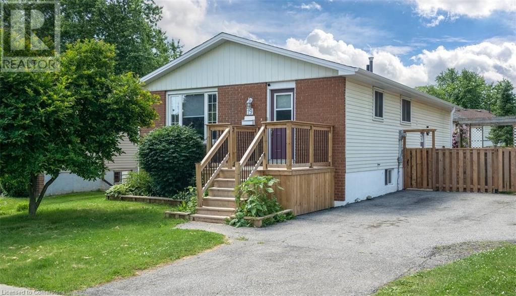 19 Garrow Drive, Hamilton, Ontario  L9C 6G8 - Photo 1 - 40735293