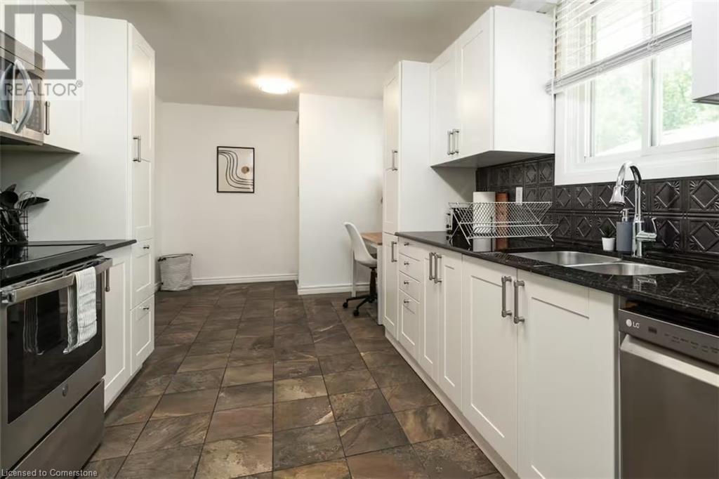 19 Garrow Drive, Hamilton, Ontario  L9C 6G8 - Photo 4 - 40735293