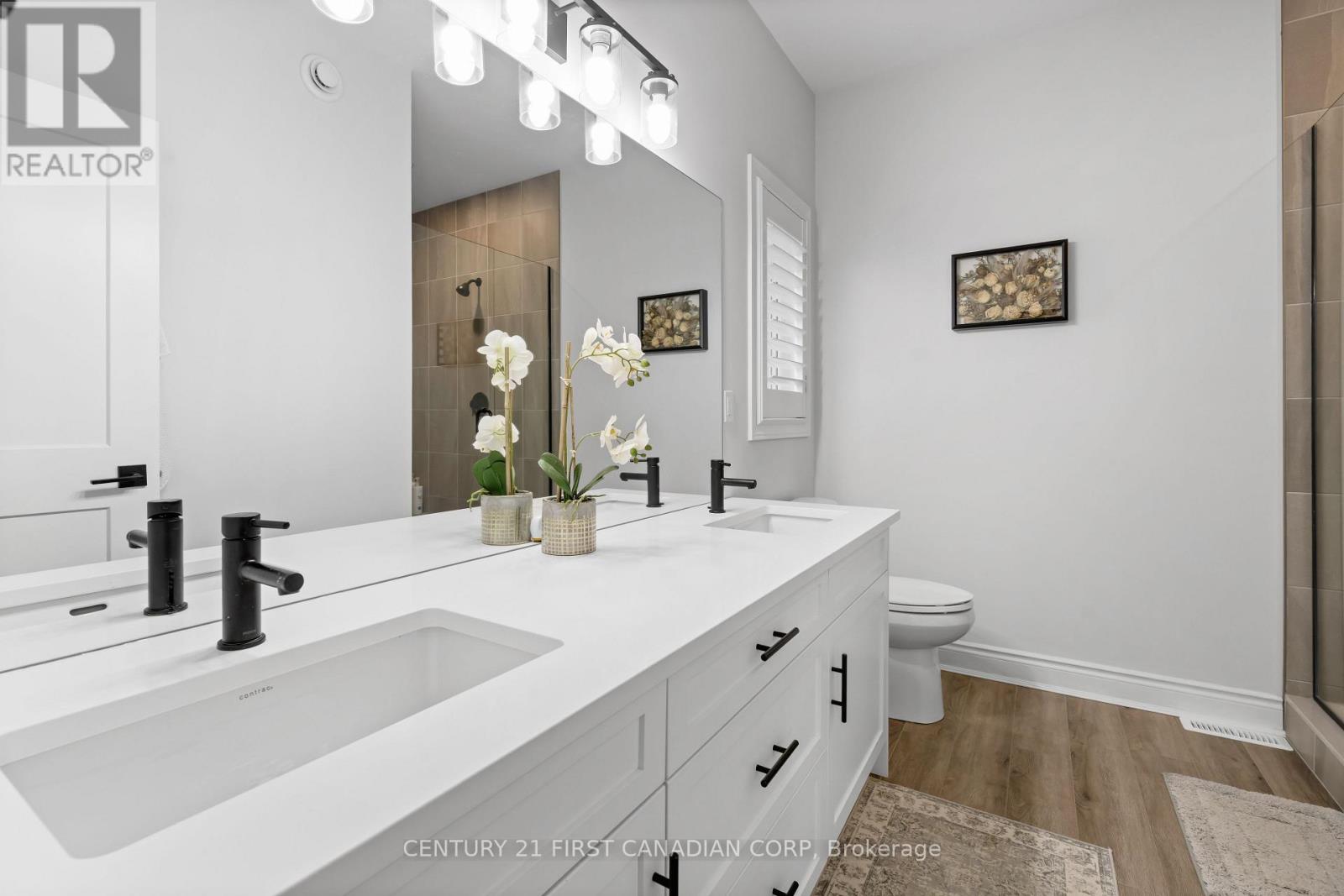 3 Hardy Court, Lucan Biddulph (Lucan), Ontario  N0M 2J0 - Photo 45 - X12216190