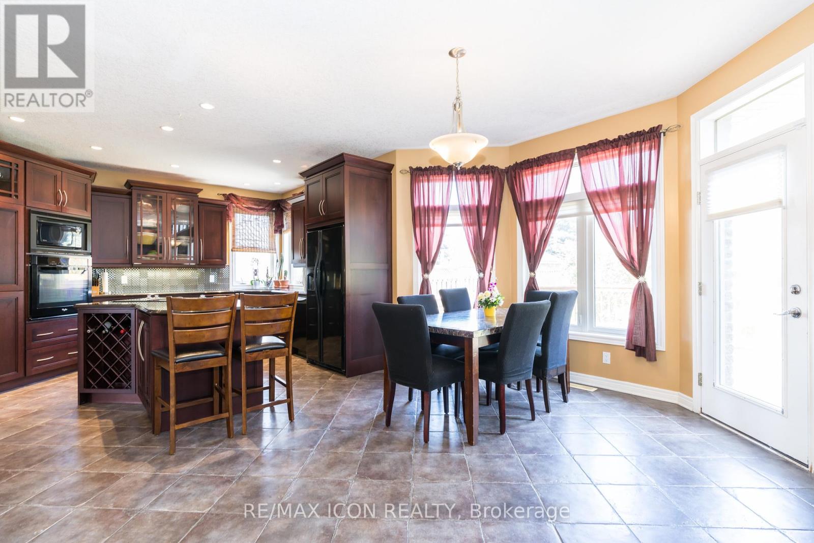 19 Redtail Court, St. Thomas, Ontario  N5R 6L6 - Photo 16 - X12216231