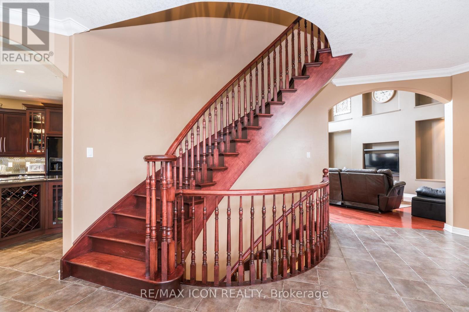 19 Redtail Court, St. Thomas, Ontario  N5R 6L6 - Photo 11 - X12216231