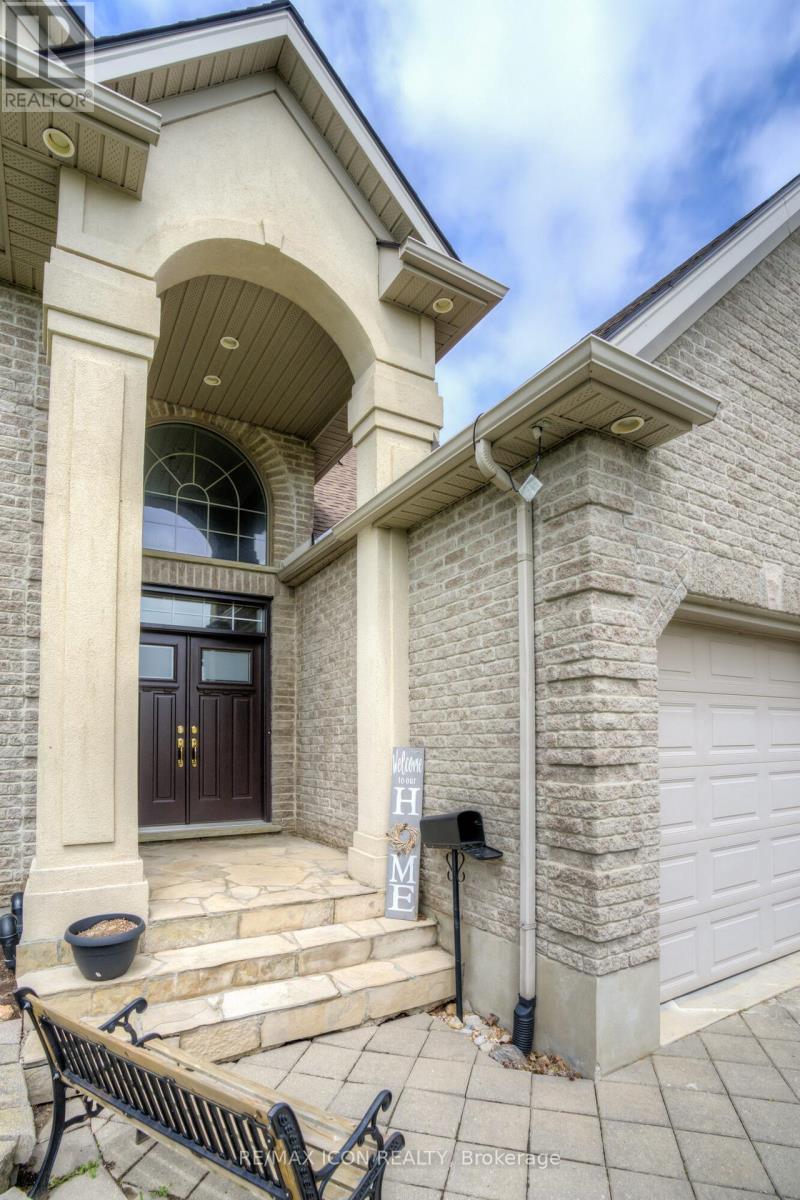 19 Redtail Court, St. Thomas, Ontario  N5R 6L6 - Photo 4 - X12216231